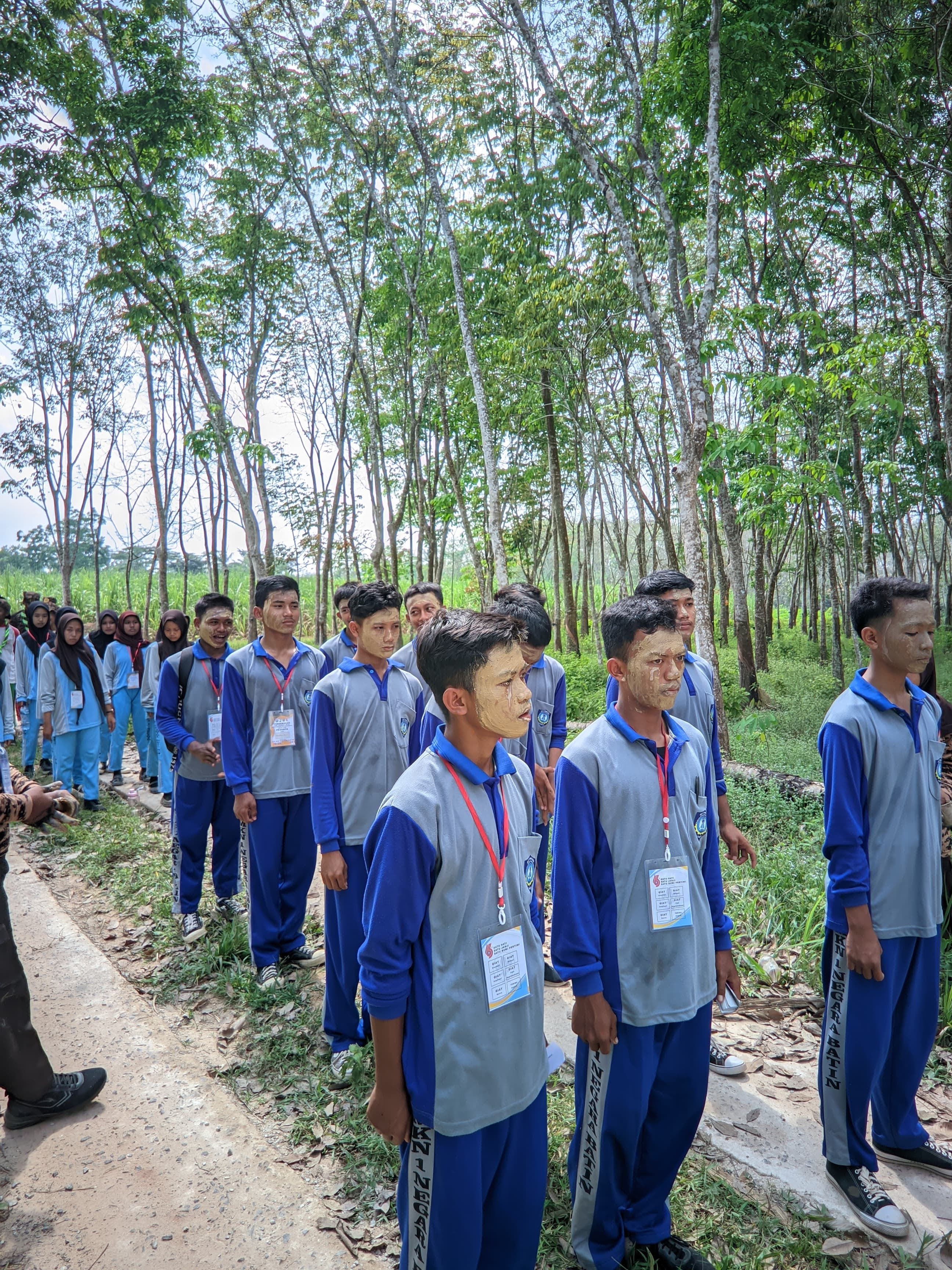 PRAMUKA SMKN 1 NEGARA BATIN RAIH GELAR JUARA UMUM DALAM PERLOMBAAN PERINGATAN HUT PRAMUKA PRAMUKA SMKN 1 NEGARA BATIN RAIH GELAR JUARA UMUM DALAM PERLOMBAAN PERINGATAN HUT PRAMUKA